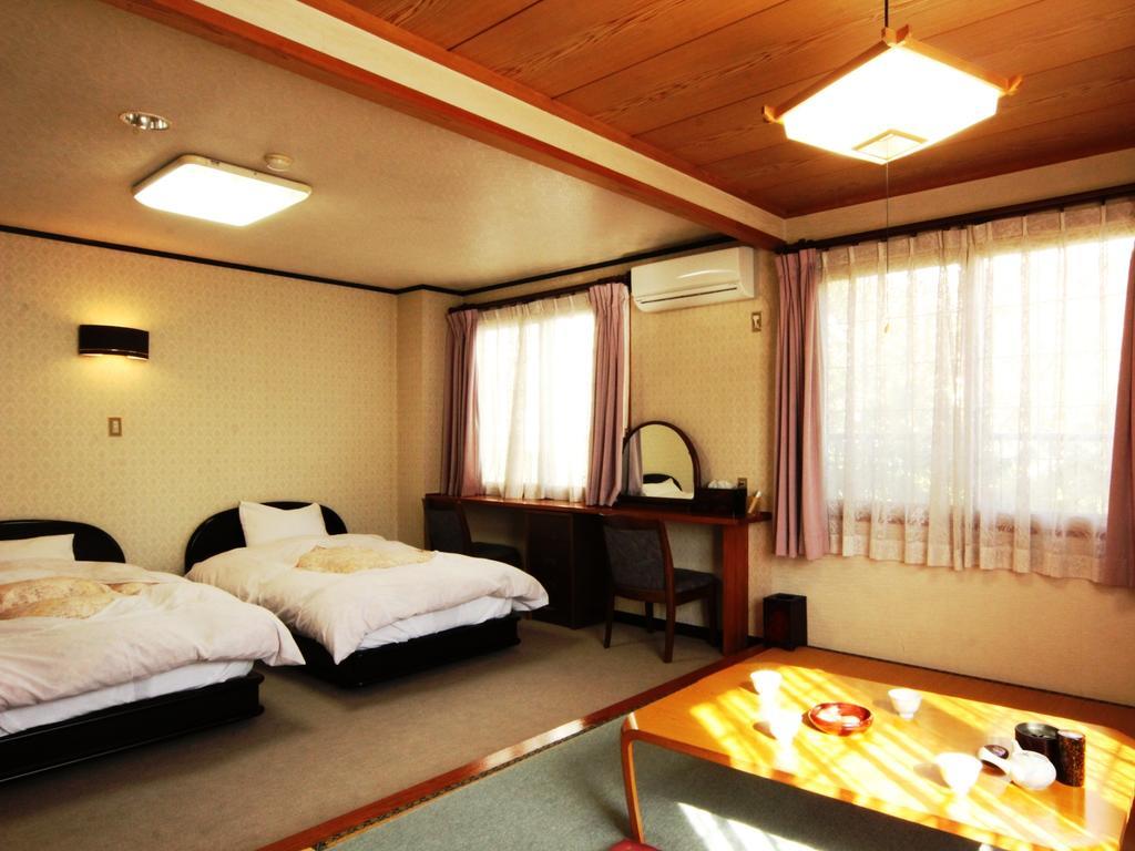 Ikemoto Hotell Nozawaonsen Exteriör bild